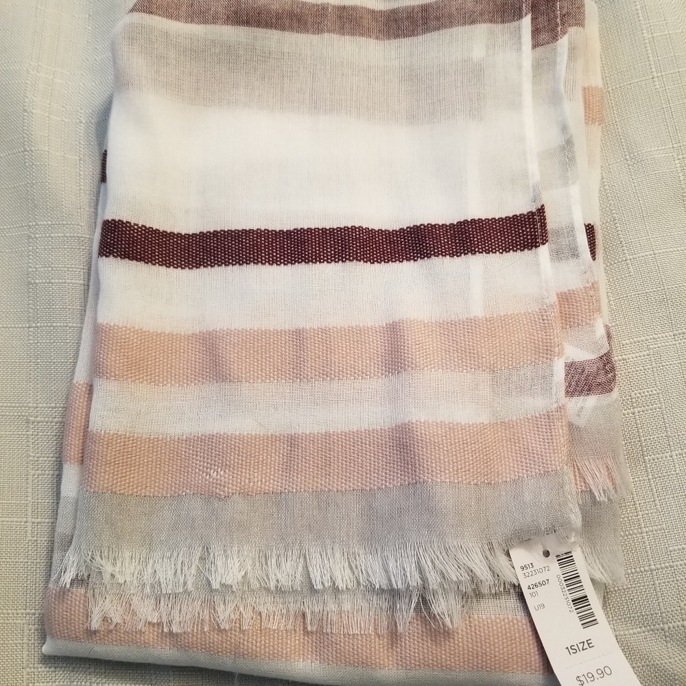 Blanket sized scarf NWT